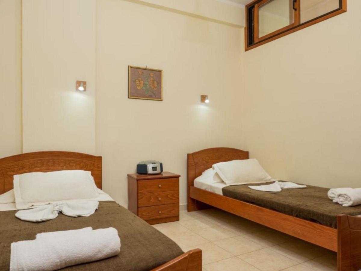 Xristinas Seaside Apartments Kolymbari Extérieur photo