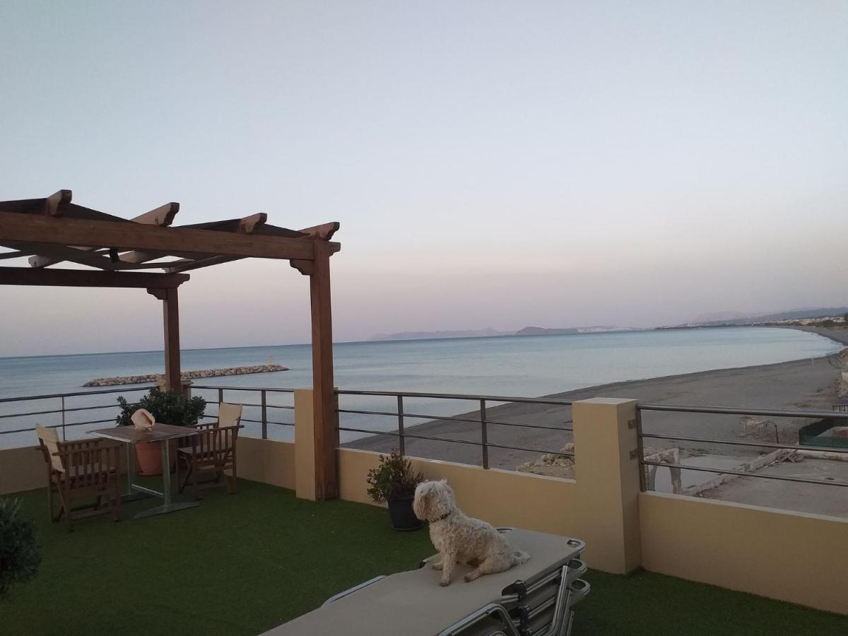 Xristinas Seaside Apartments Kolymbari Extérieur photo